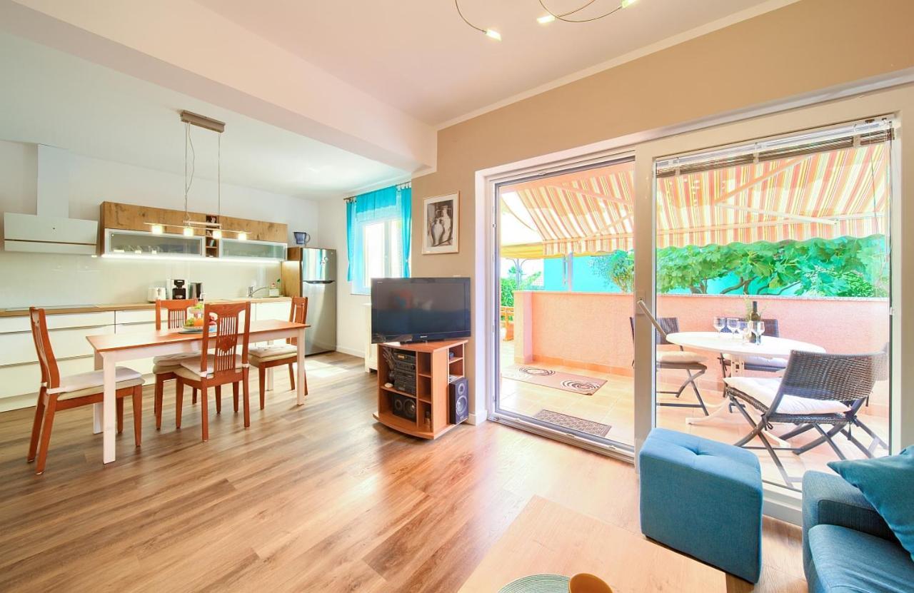 קרק Apartman Bor Krk מראה חיצוני תמונה