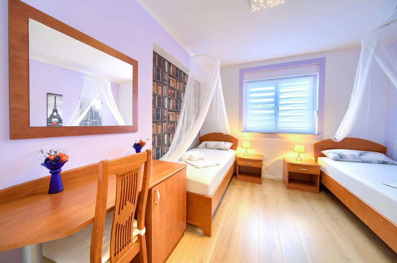 קרק Apartman Bor Krk מראה חיצוני תמונה