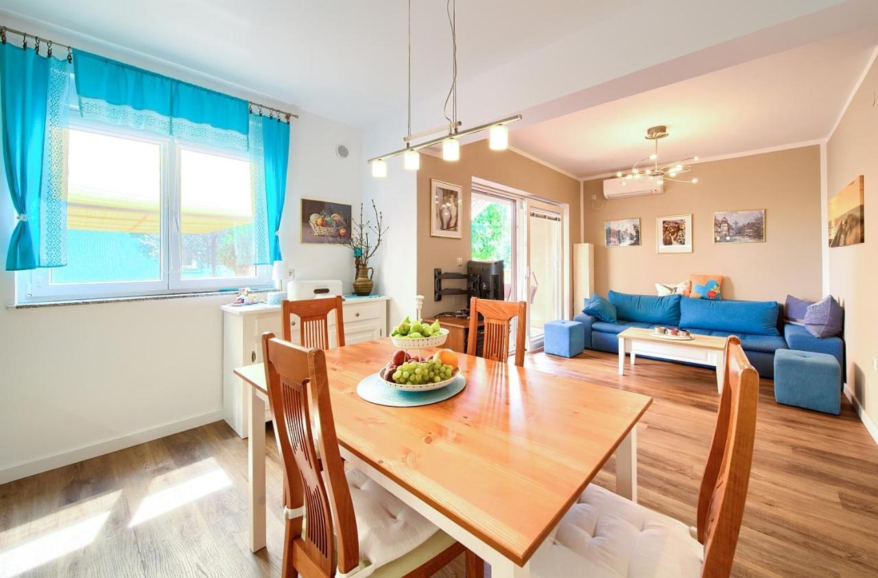 קרק Apartman Bor Krk מראה חיצוני תמונה